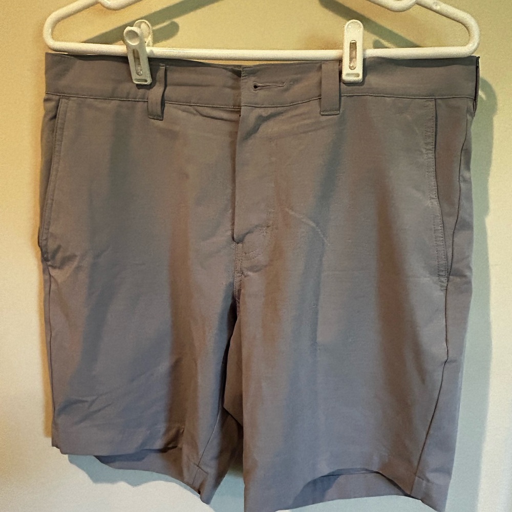 Travis Mathew Tech Chino Short Grey (Heather Sleet) Sz 32